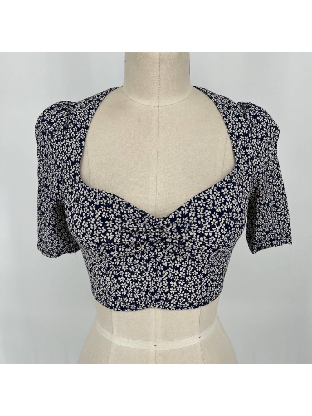Navy Floral Sweetheart Crop Top